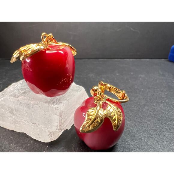 Avon "Apple A Day" Vintage Clip Earrings | Red Lucite Dangle Costume Jewelry - Picture 12 of 15